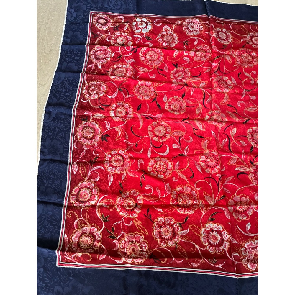 Vintage 100% Silk Scarf Italy Floral Jacquard Navy Blue Red Square Foulard - Picture 6 of 7